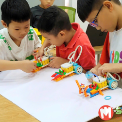 khoa-hoc-chinh-phuc-robotics-cho-tre